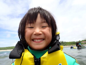 自然体験ジョン万パーク 天然水族感 仲良し家族