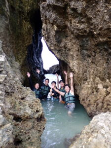 自然体験ジョン万パーク 天然水族感 那覇 SUP