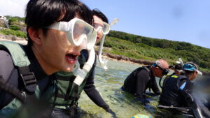 自然体験ジョン万パーク 天然水族感 自然体験シュノーケリング 卒業旅行 ウミガメ 学生 春休み
