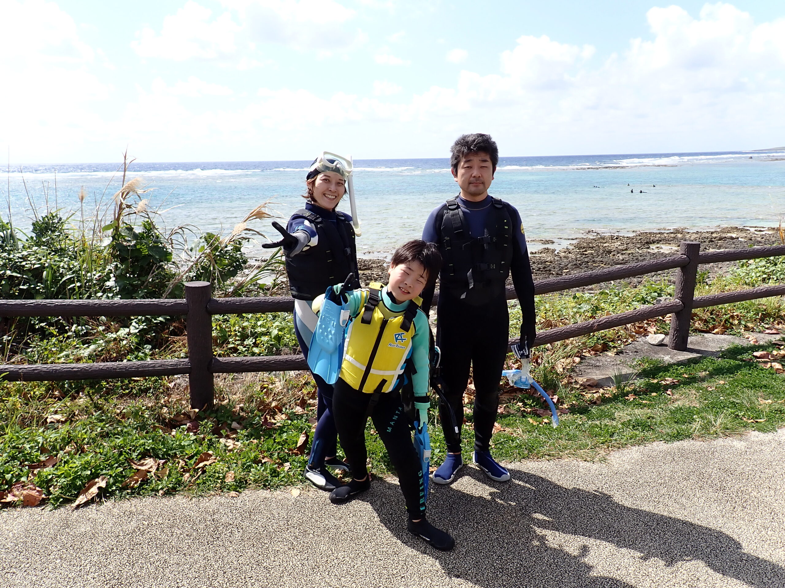 【自然体験ジョン万パーク 天然水族感】ウミガメ 学生 卒業旅行 自然体験シュノーケリング ウミガメ 家族 沖縄旅行