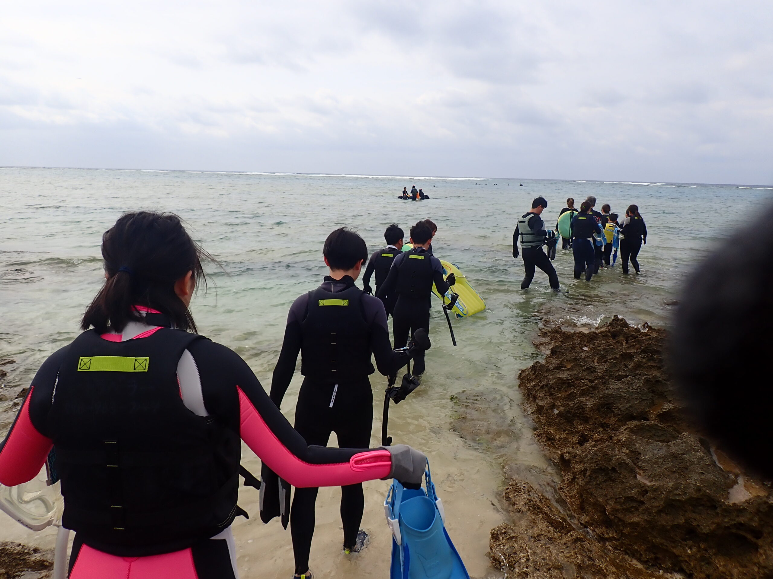【自然体験ジョン万パーク 天然水族感】ウミガメ 自然体験シュノーケリング 沖縄旅行 家族旅行 初心者